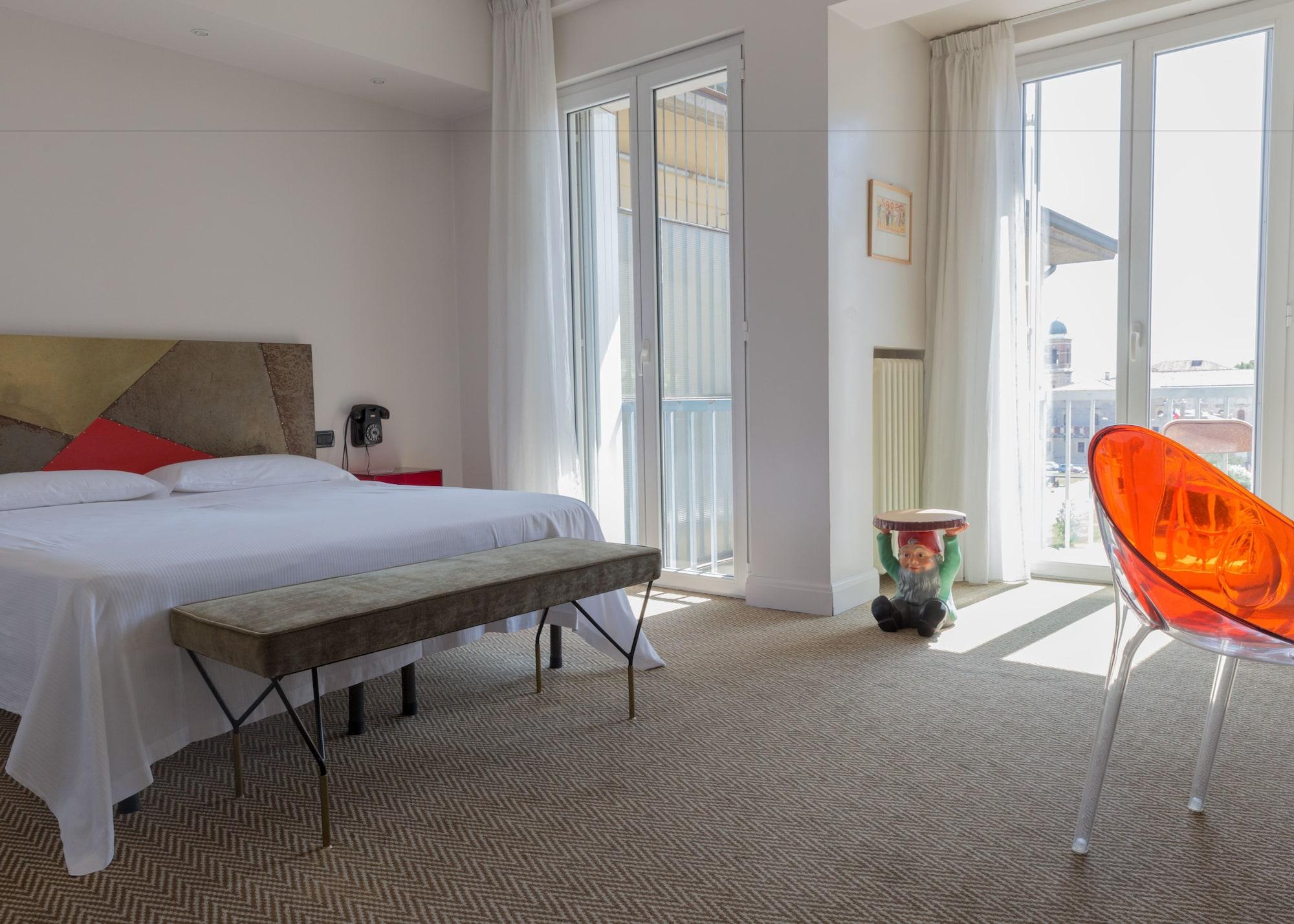 Boutique Hotel Trieste - Adults Only Verona Exterior photo