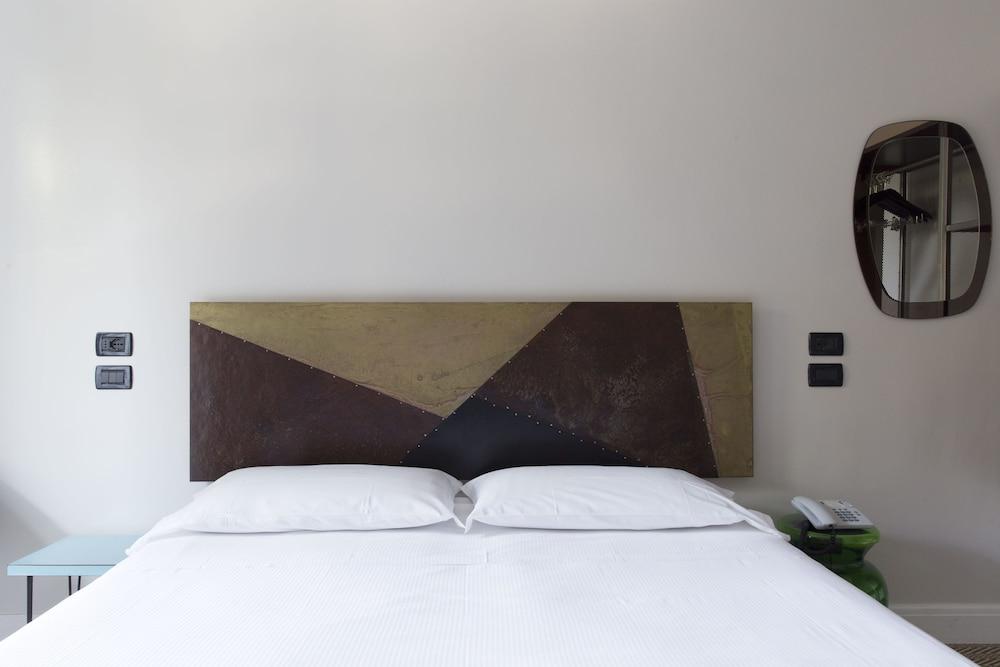 Boutique Hotel Trieste - Adults Only Verona Exterior photo