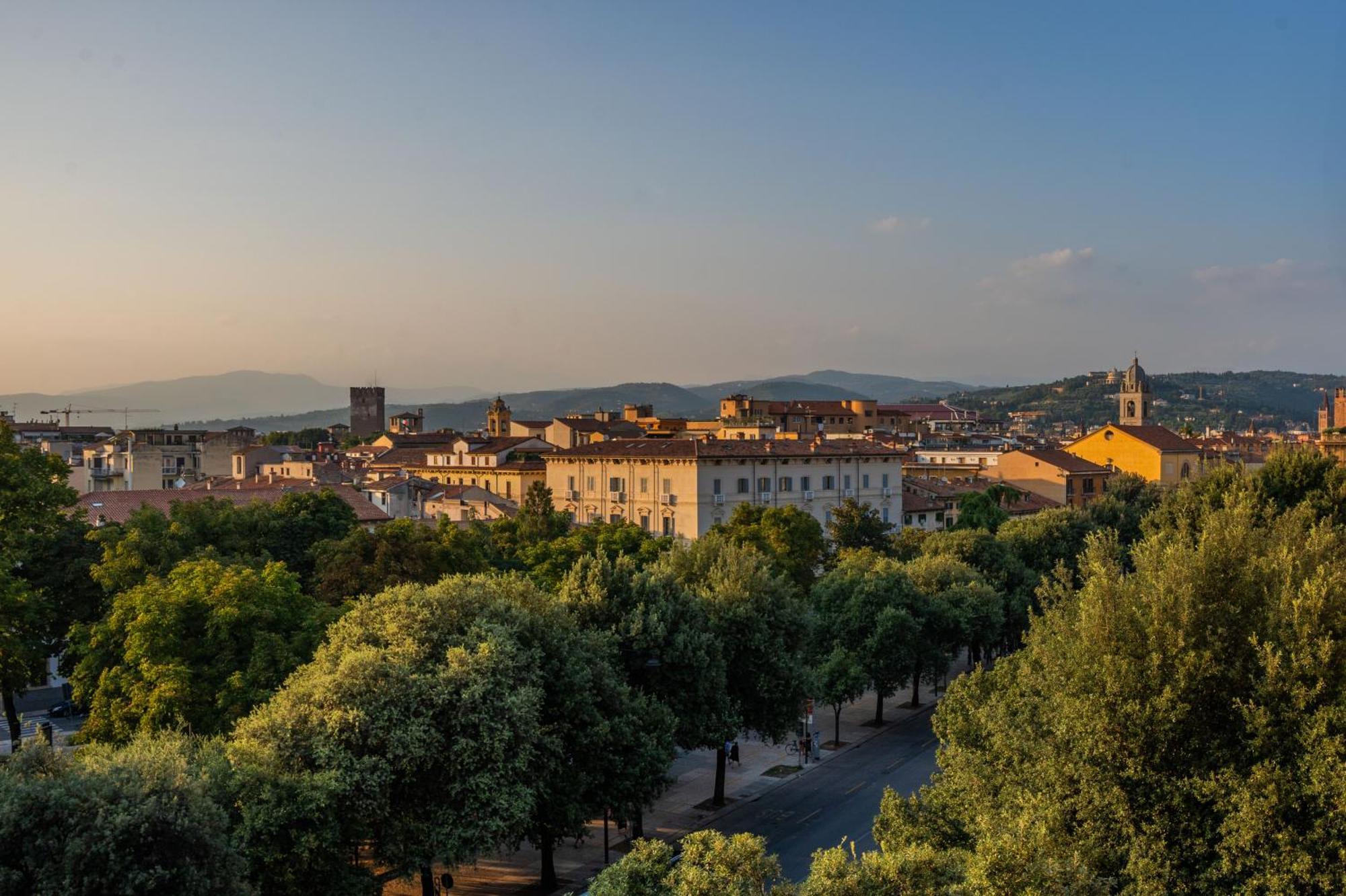 Boutique Hotel Trieste - Adults Only Verona Exterior photo