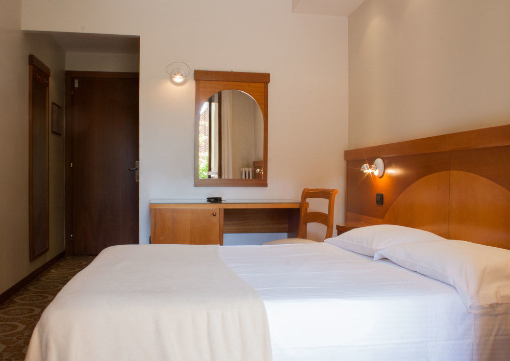 Boutique Hotel Trieste - Adults Only Verona Exterior photo